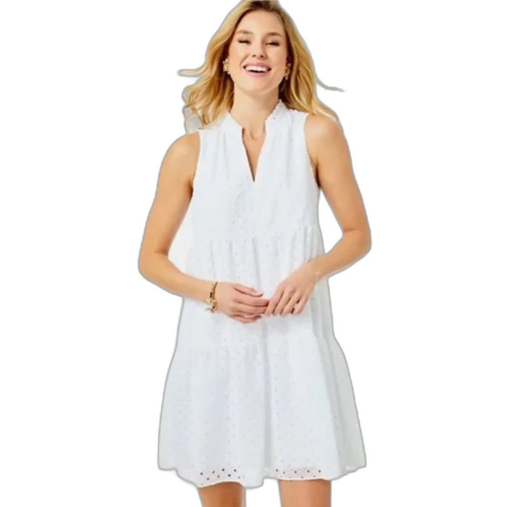 NWT Lilly Pulitzer Novella Dress Size Medium Resort White Mini Medallion Eyelet